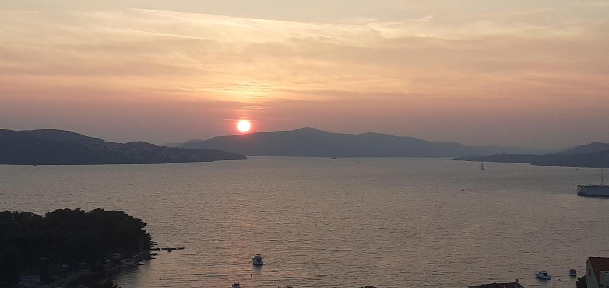Apartmarin Trogir Luaran gambar